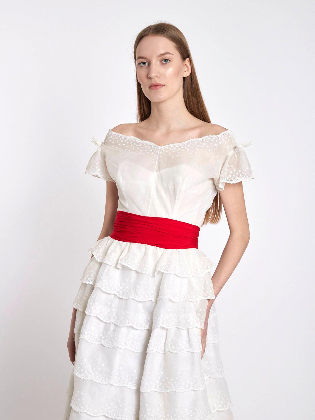 Vintage 1950s Curiel White Dress with Red Belt B1603622  Curiel 