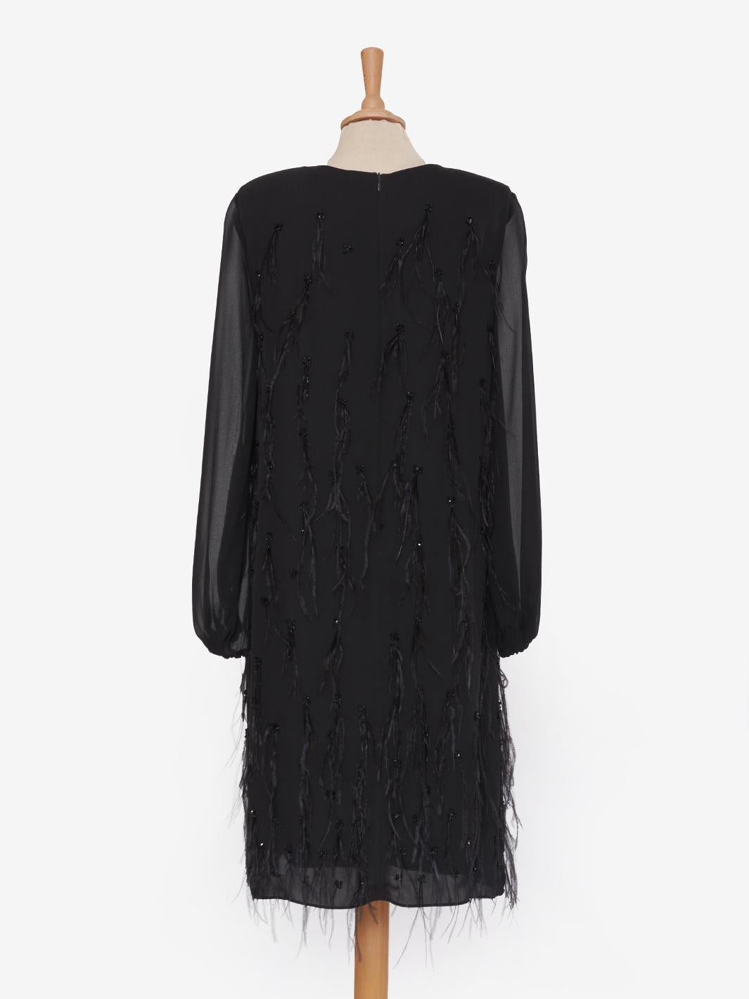 Max Mara 带羽毛的黑色连衣裙