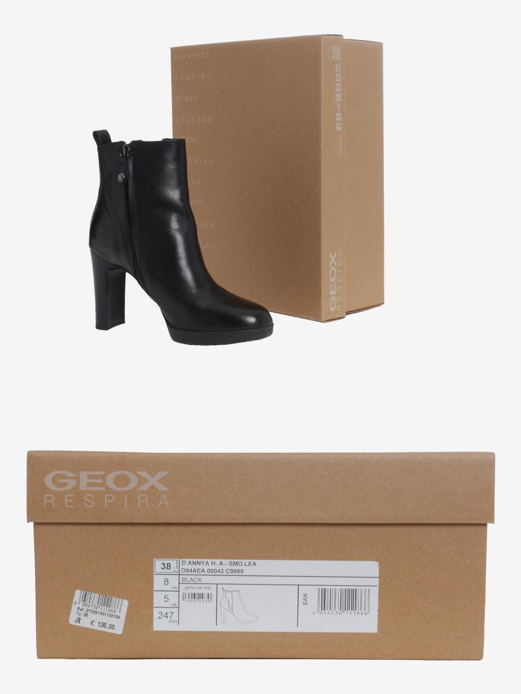 Geox 黑色皮革踝靴