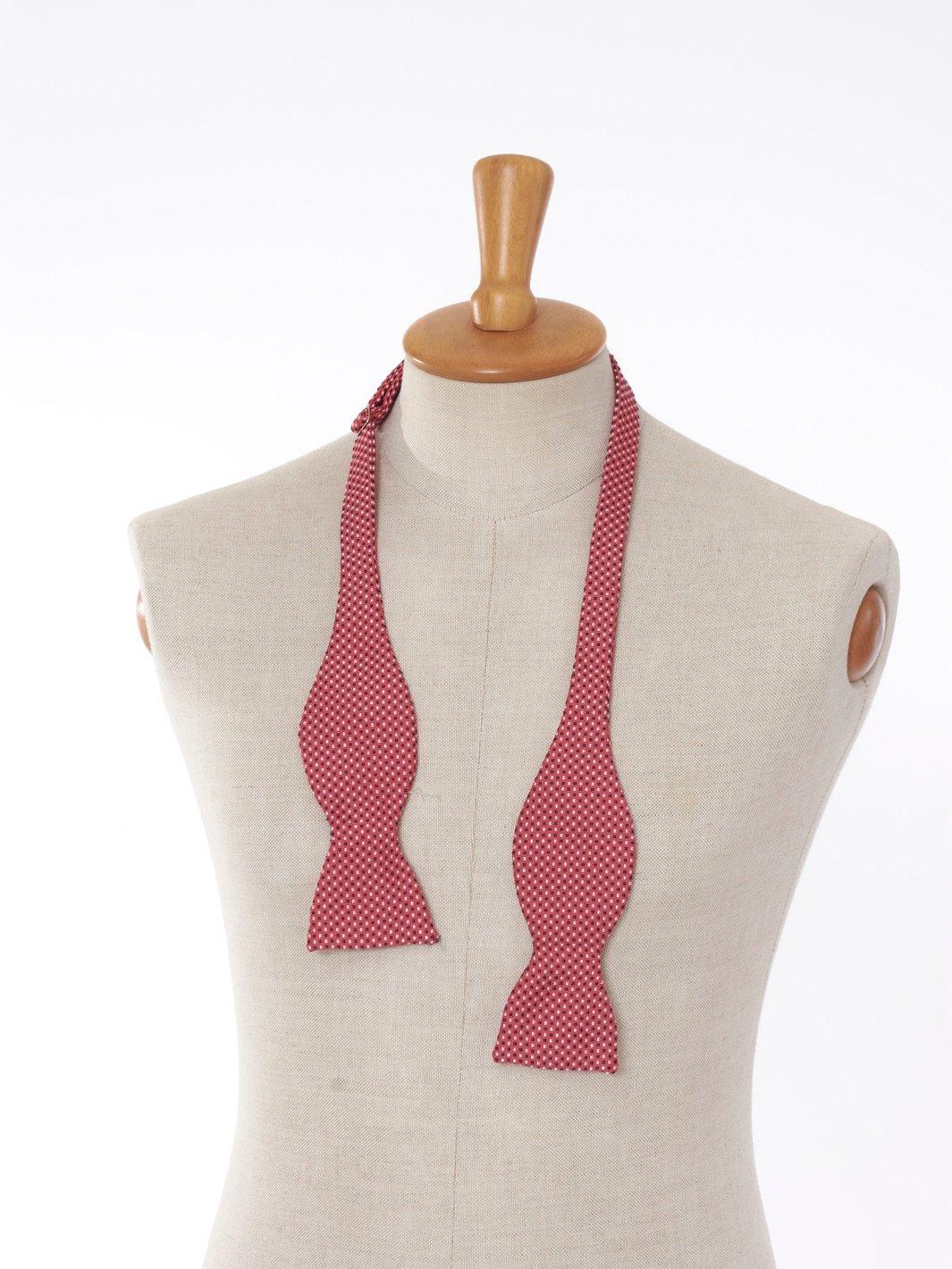 Check print silk bow tie, 1980 W22061007  Vintage 