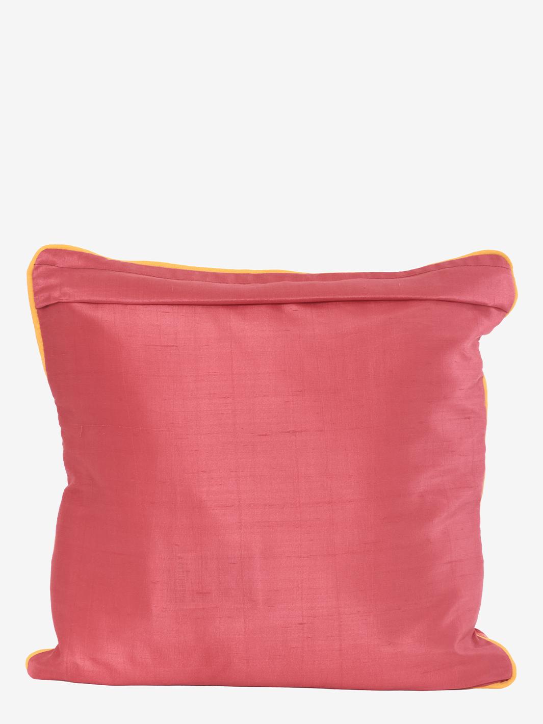 Furnishing pillow WCV23041132  Cavalli e Nastri 