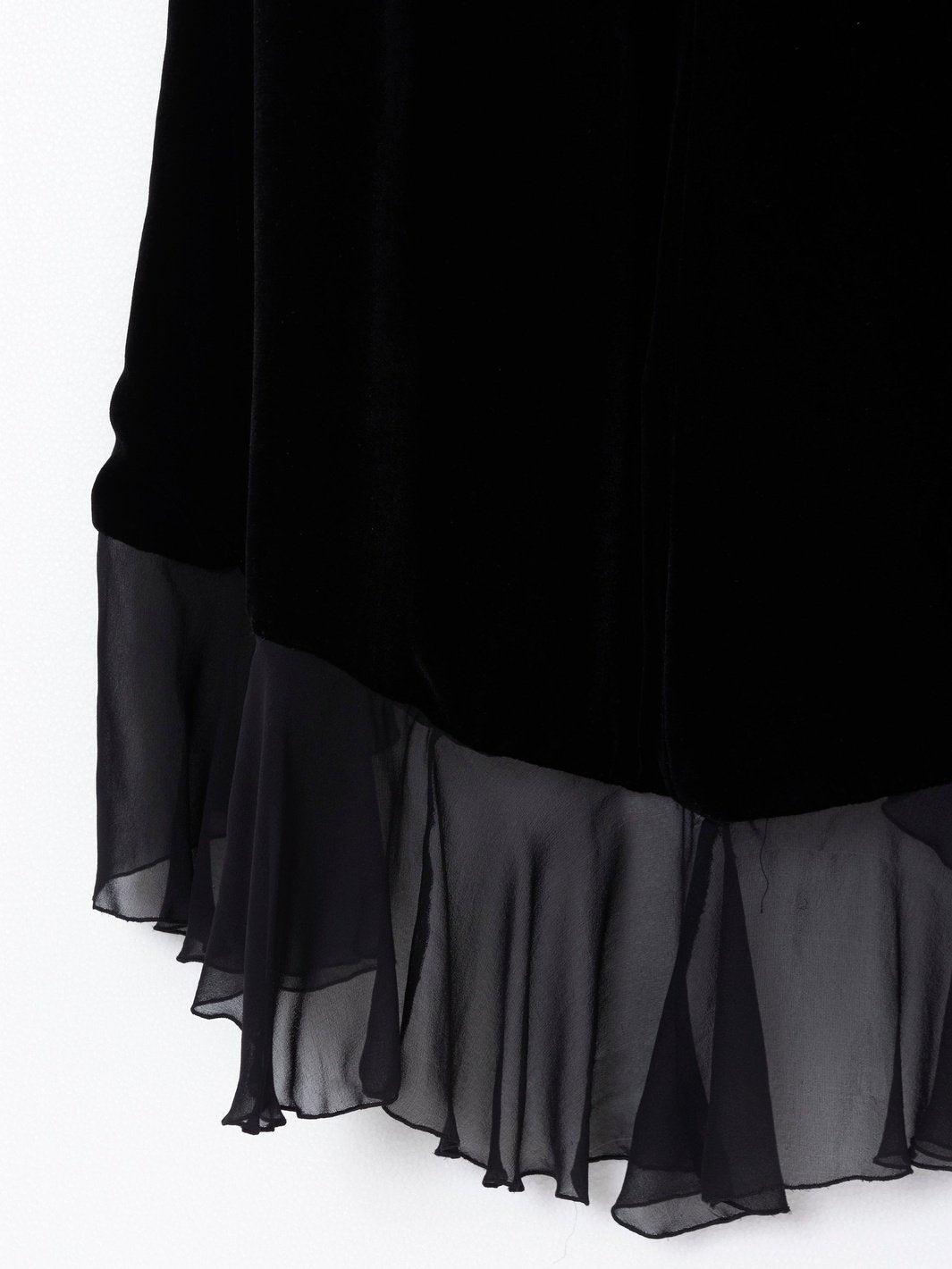 Y2K Armani skirt in black velvet W22060911  Armani Collezioni 