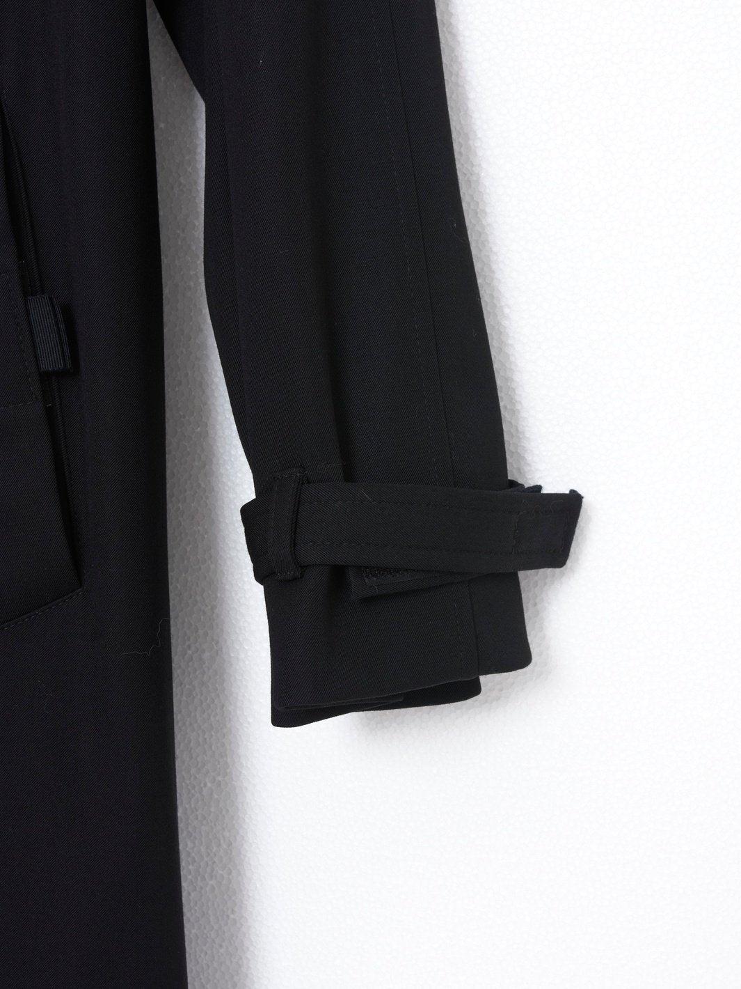 Trench nero oversize Jean Paul Gaultier del 2010