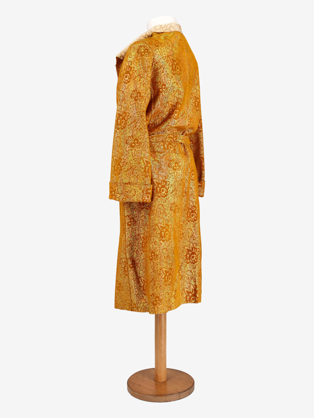 Voyage Investi nell'originale cappotto in pelle di agnello