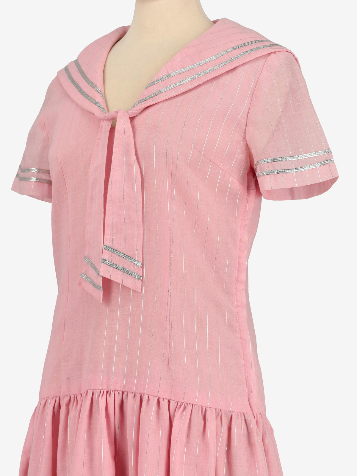 复古粉色水手服