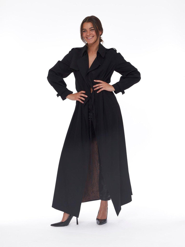 Trench nero oversize Jean Paul Gaultier del 2010