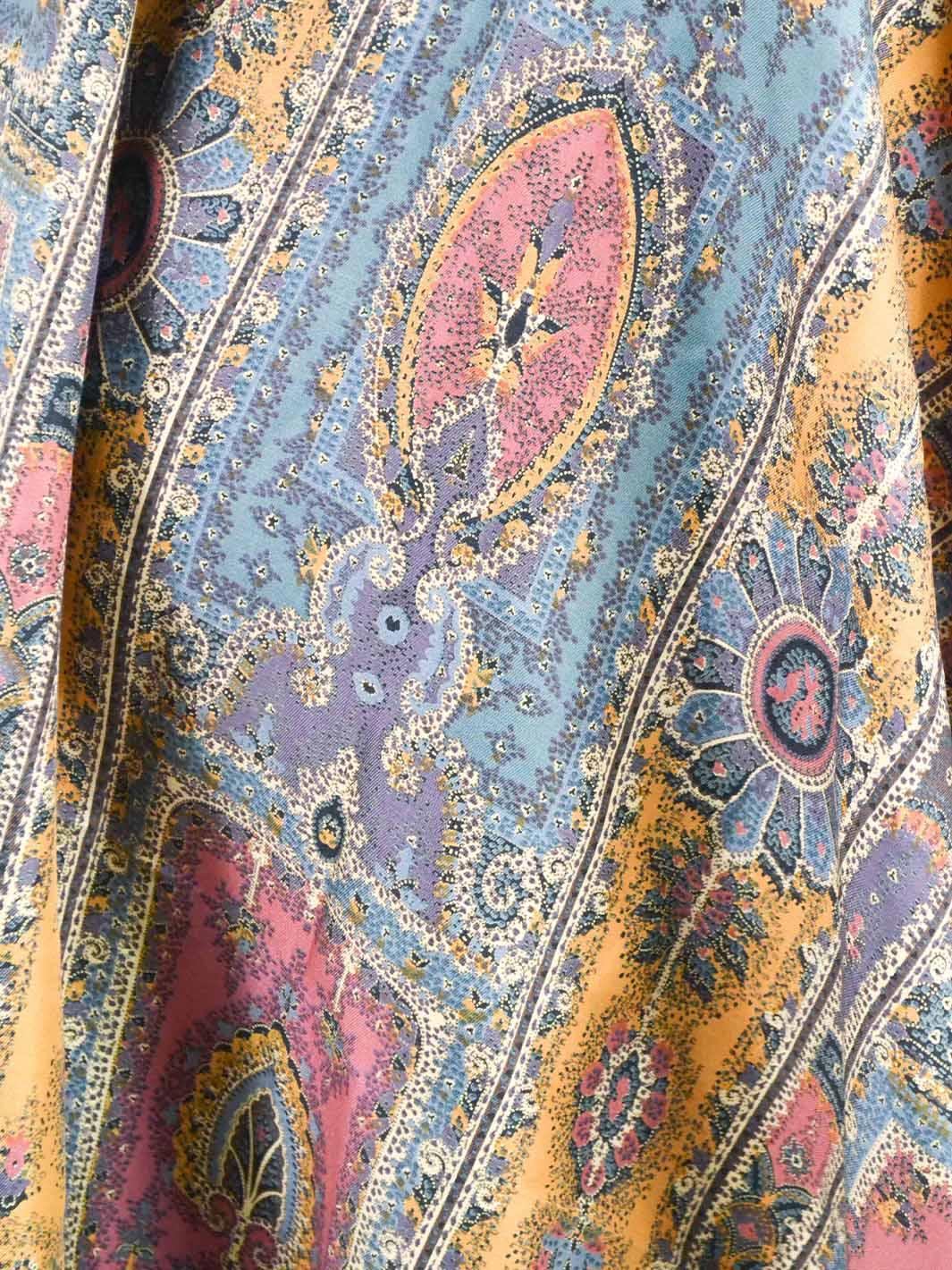 1970s silk scarf with oriental-inspired print W22050640  Vintage 
