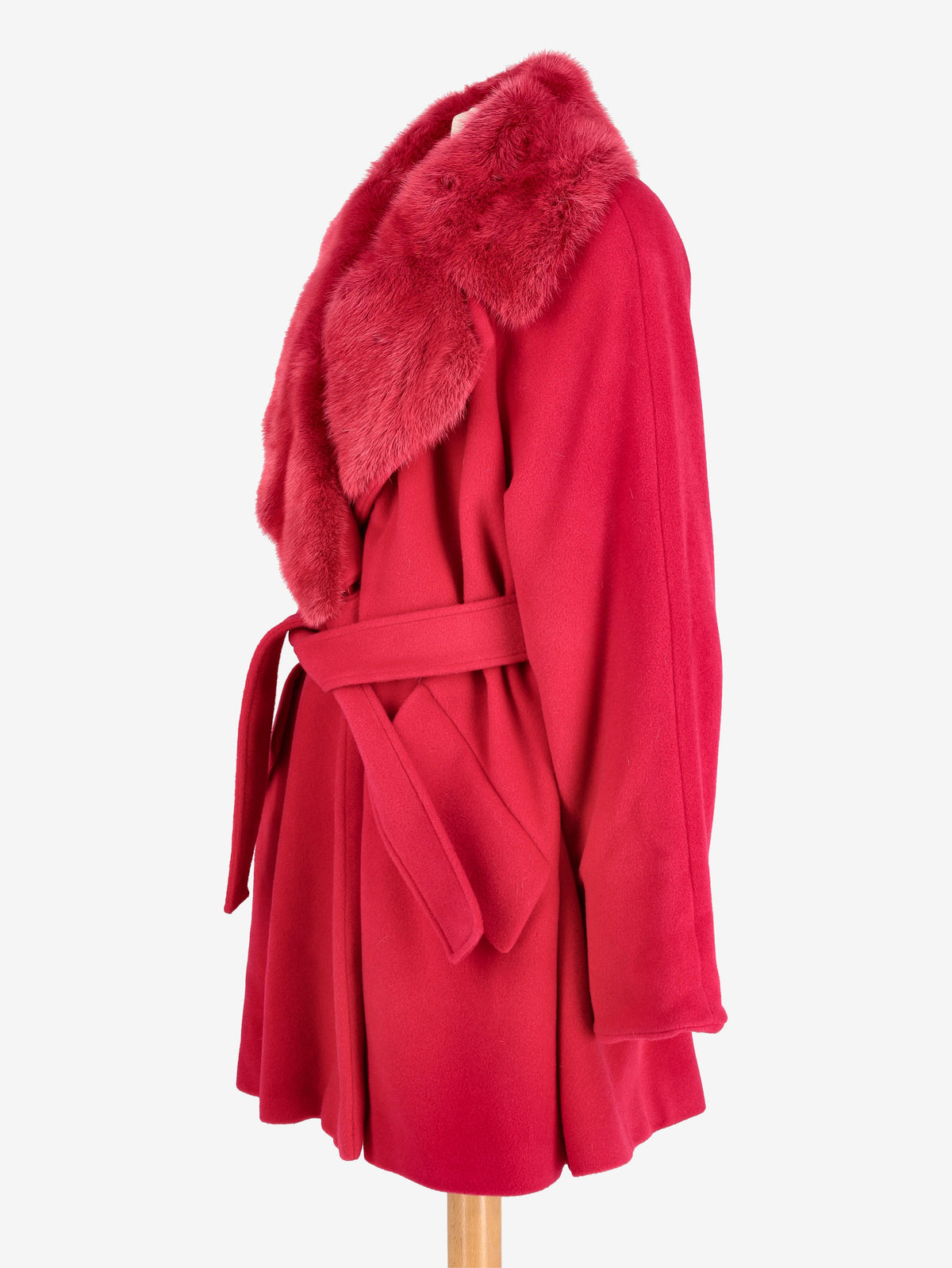 Mondrian Fucsia Fur Coat W2511.115.14  Mondrian 