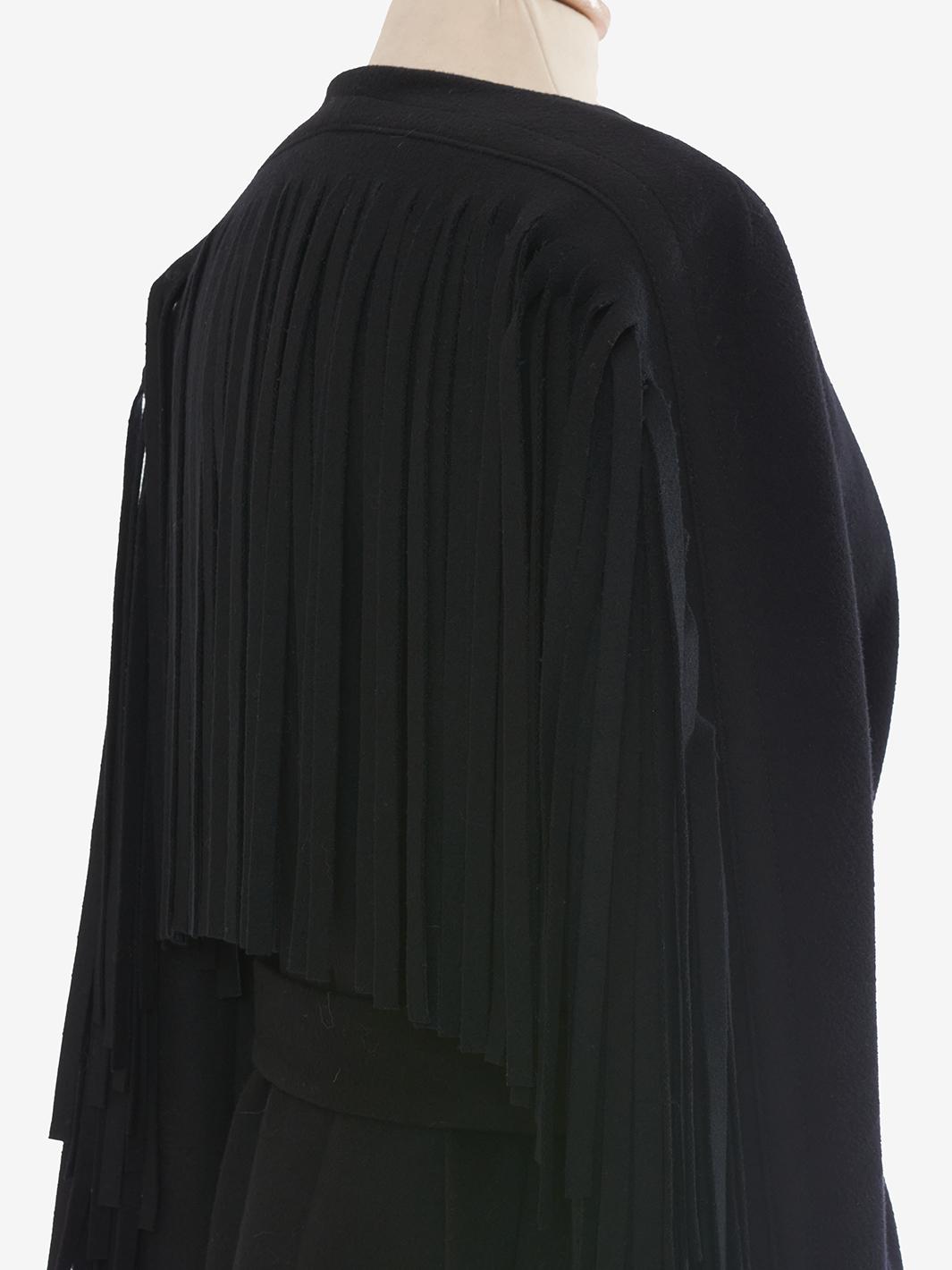 Vionnet 带刘海和腰带的大衣
