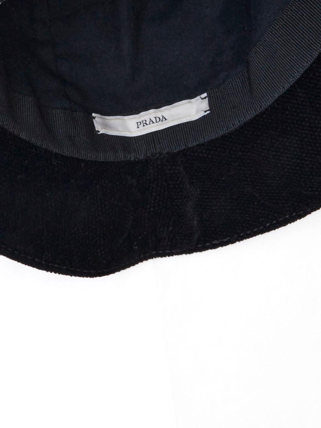Y2K Prada hat in black velvet W2203304  Prada 