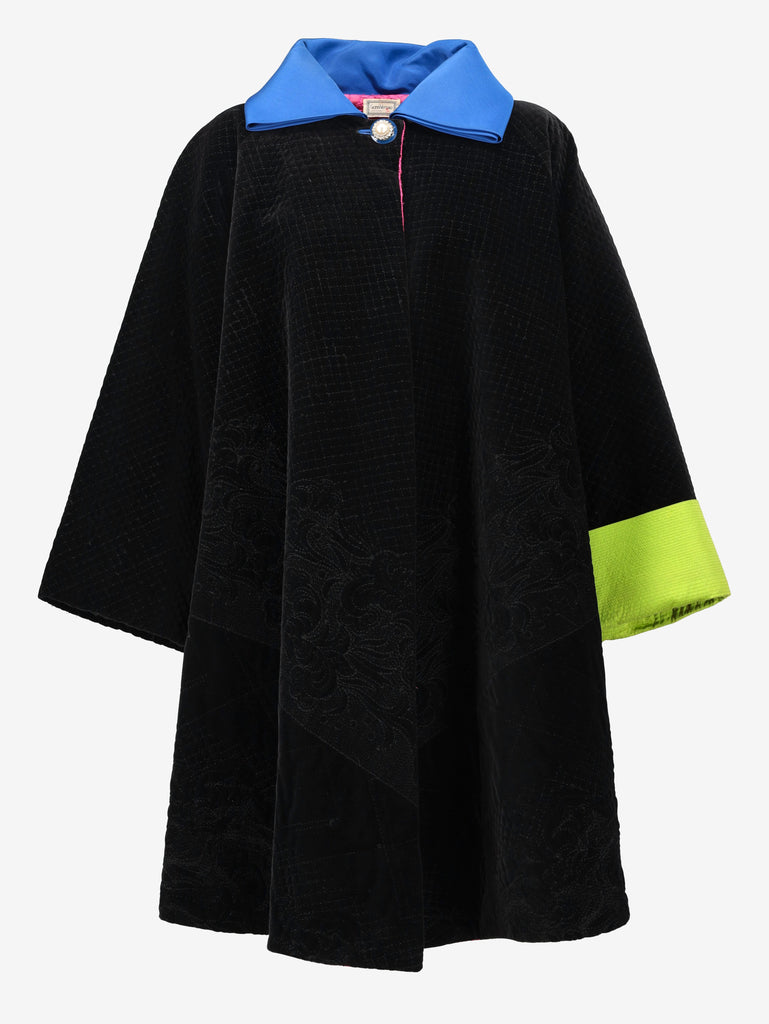 Gianni Versace Matelassé Outwear W04032025_23  Gianni Versace 