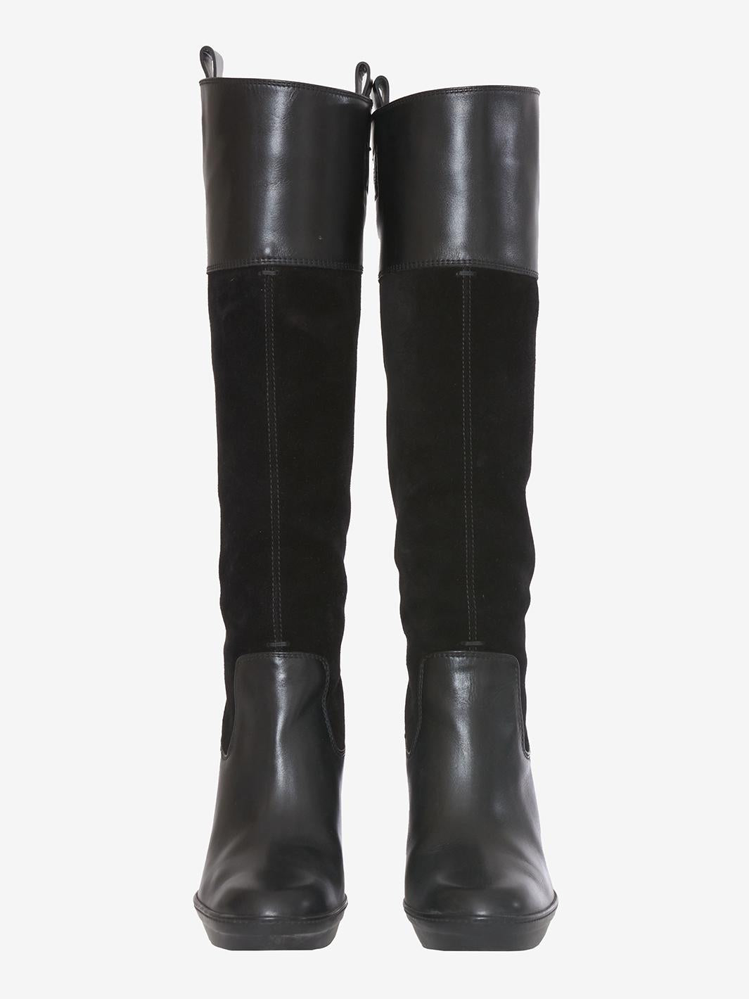 Stivale in pelle nera di Tod's