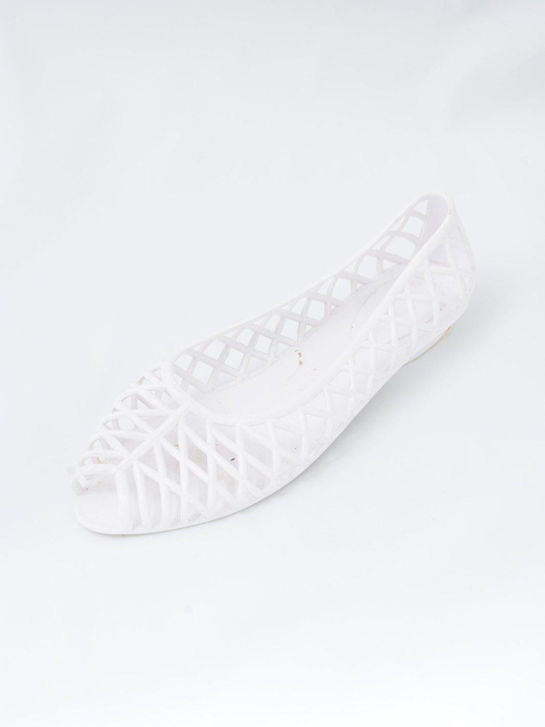 2010 American Apparel white open toe rubber ballet flats W22051940  American Apparel 