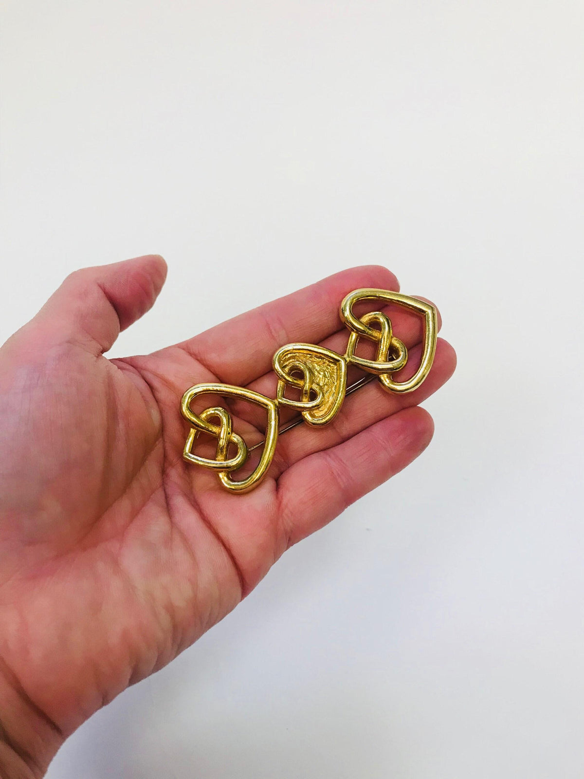 Vintage Hearts Brooch N0000045  Vintage 