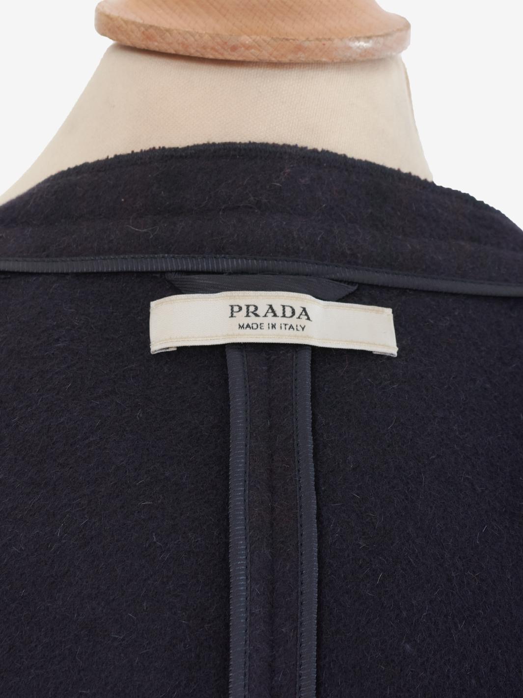 Prada 单排扣格子外套