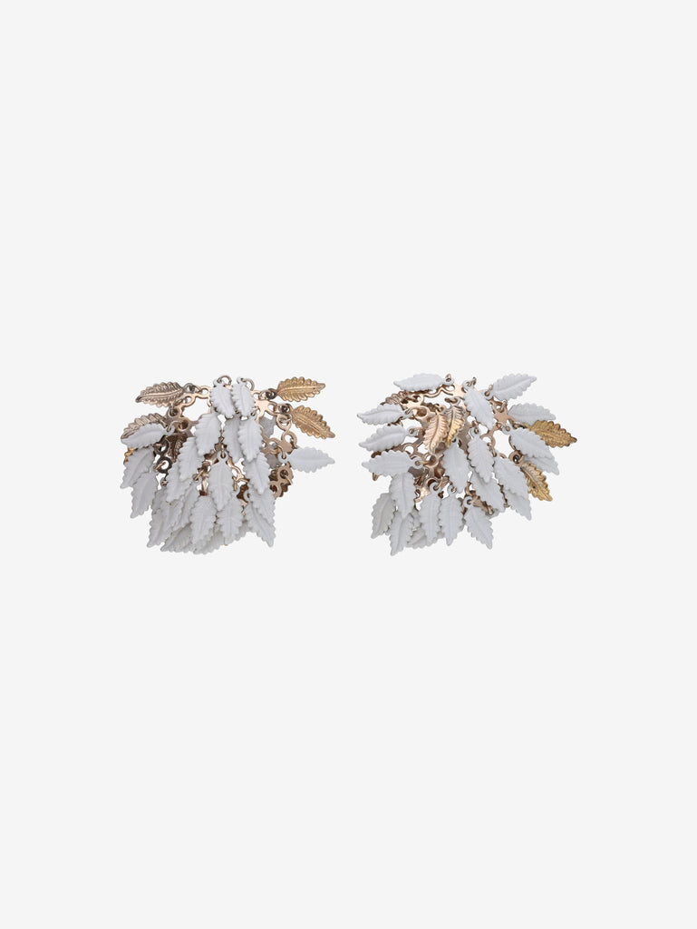 Vintage Round Earrings with Layered Leaf Design W13426.24  Vintage 