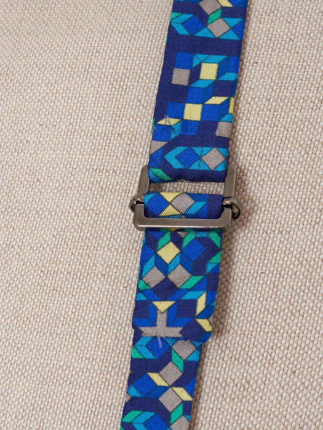 Geometric print silk bow tie, 1980 U57-1/39  Vintage 