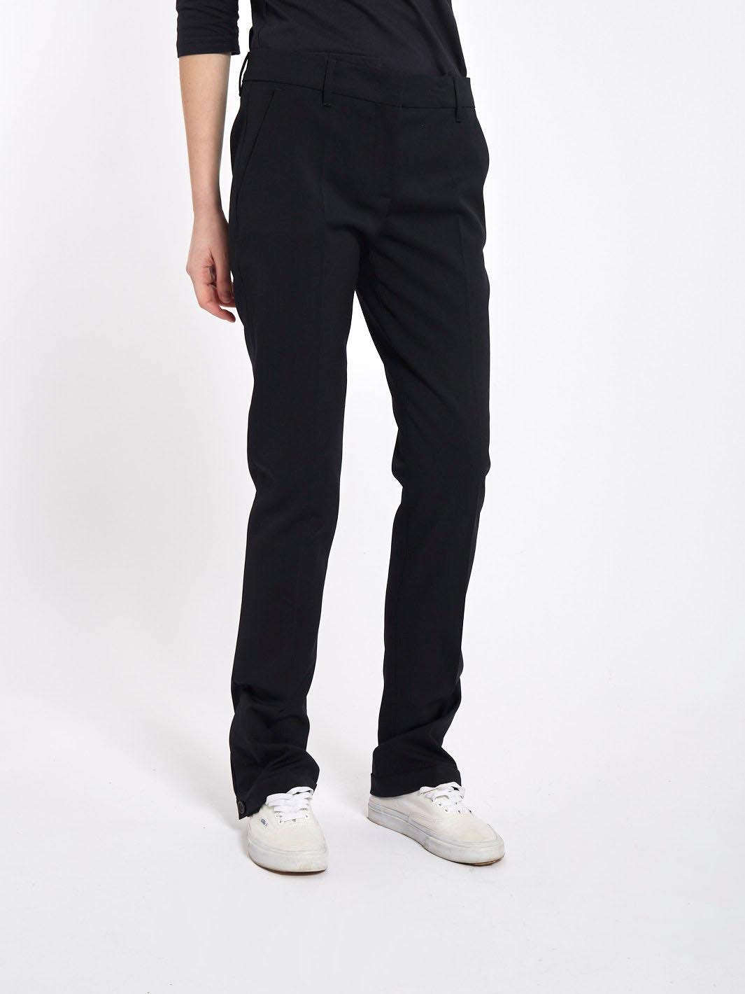 Y2K black low-rise Prada trouser with pockets W22031723  Prada 