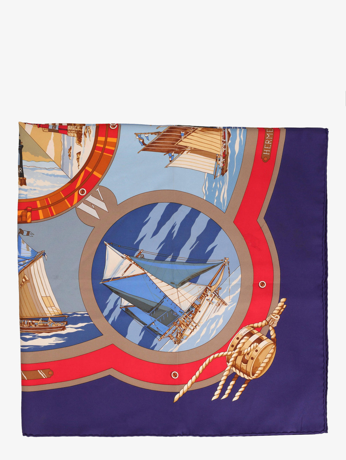 Hermès Foulard Belle Amures By Loïc Dubigeon