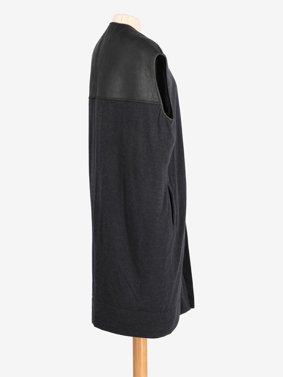 Rick Owens Lilies Leather Plain Mantle RM290925.70  Rick Owens 