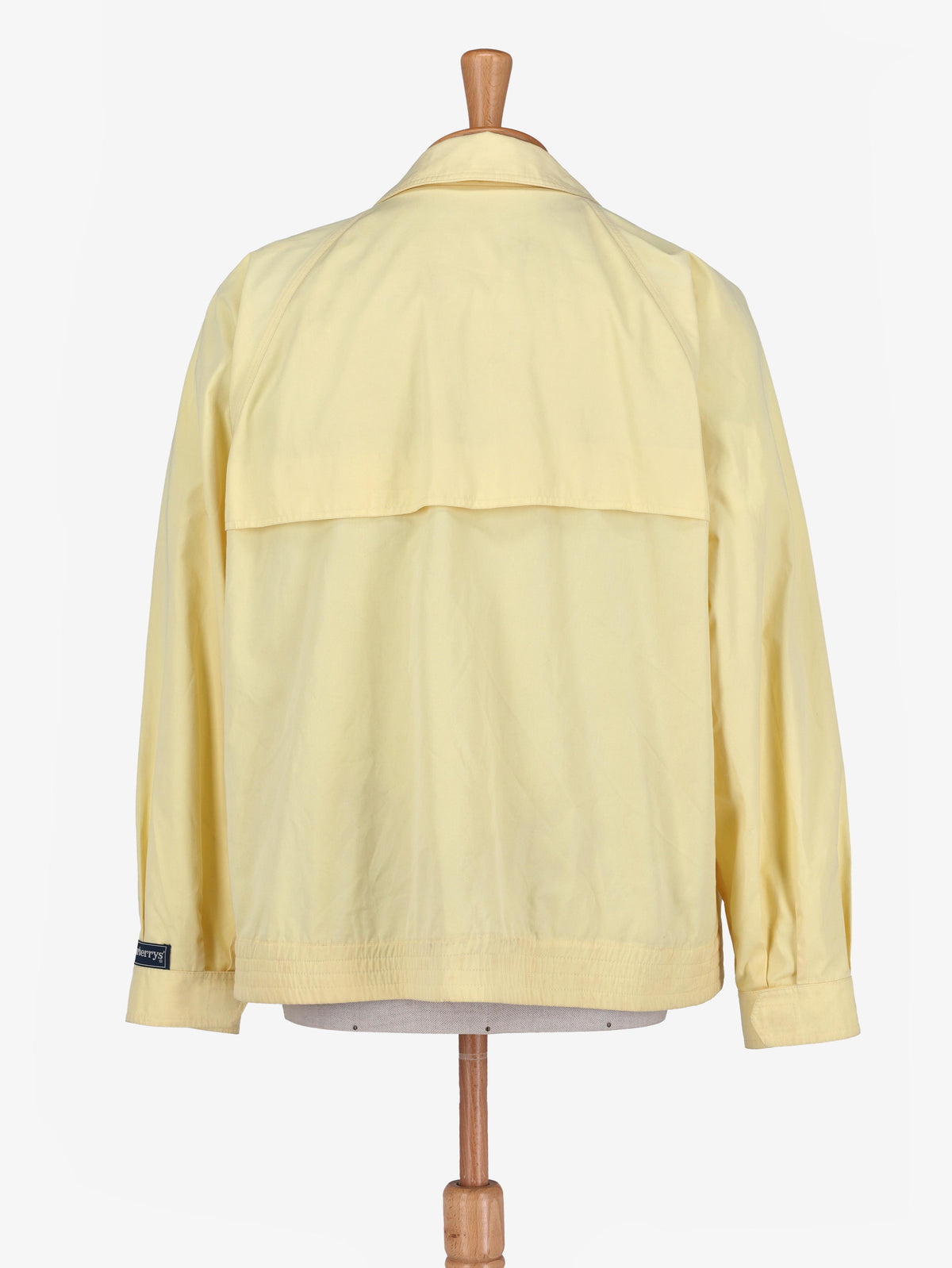 Burberrys' Yellow Trench Jacket MU250527.74  Burberry 