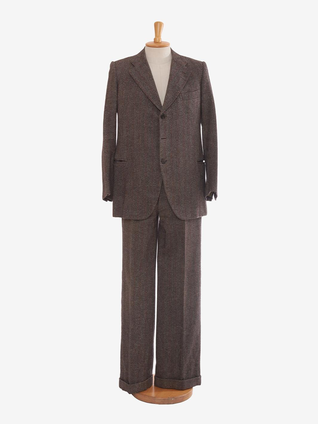 Brown herringbone suit U81_11/18  Vintage 