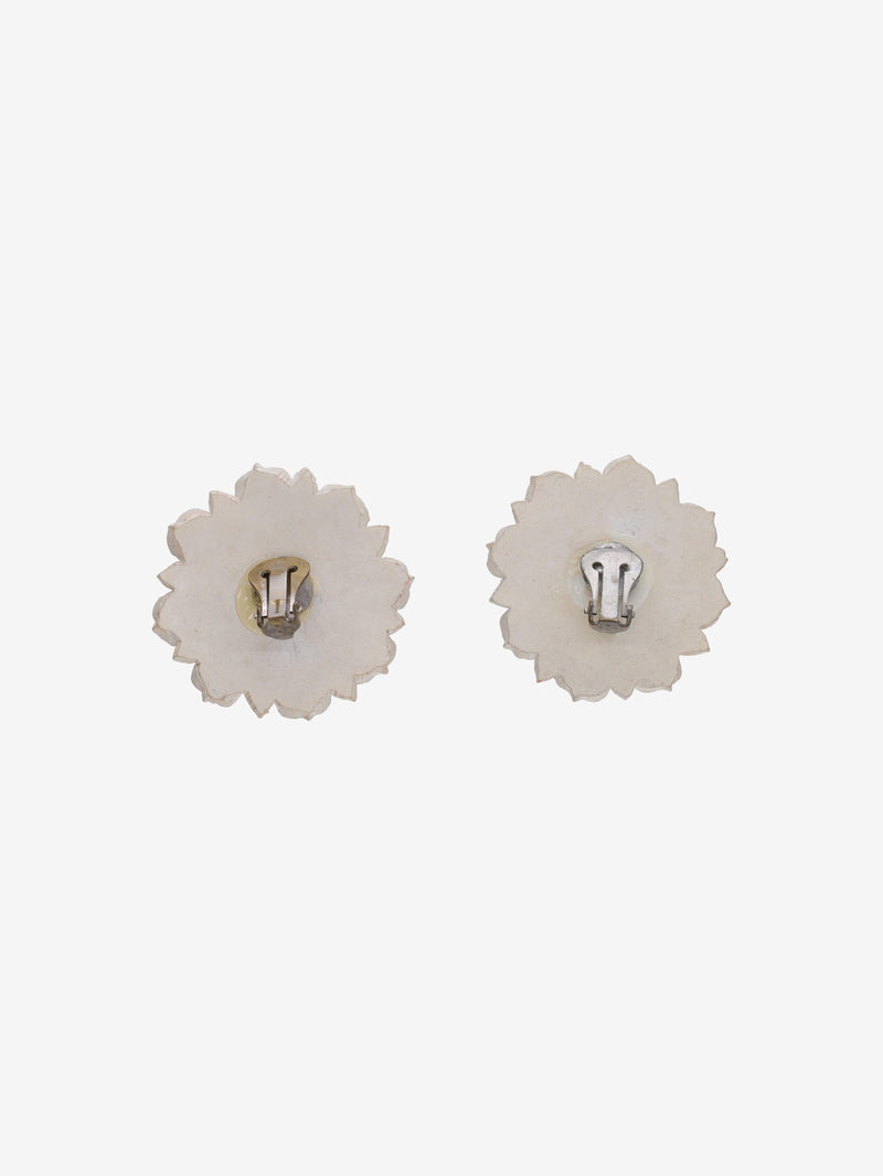 Vintage Oversized White Floral Earrings in Plastic W13426.31  Vintage 