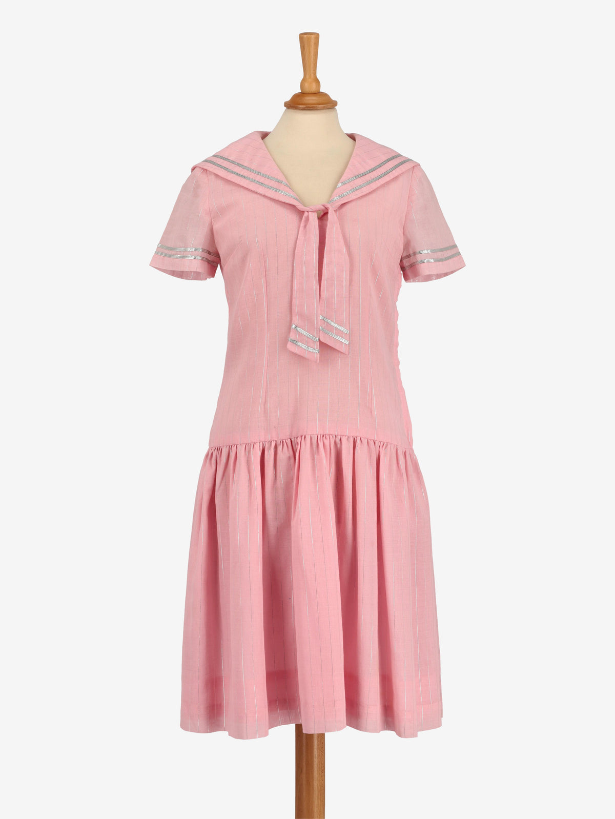 复古粉色水手服