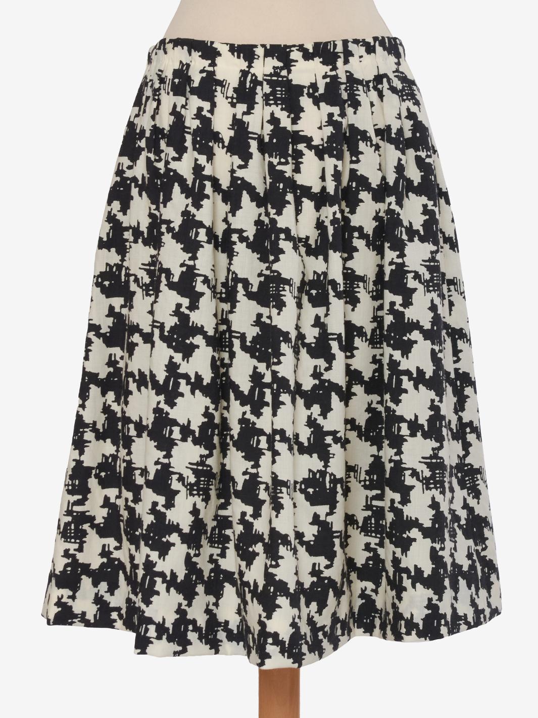 Moschino Full Skirt CVM23.17.11  Moschino 