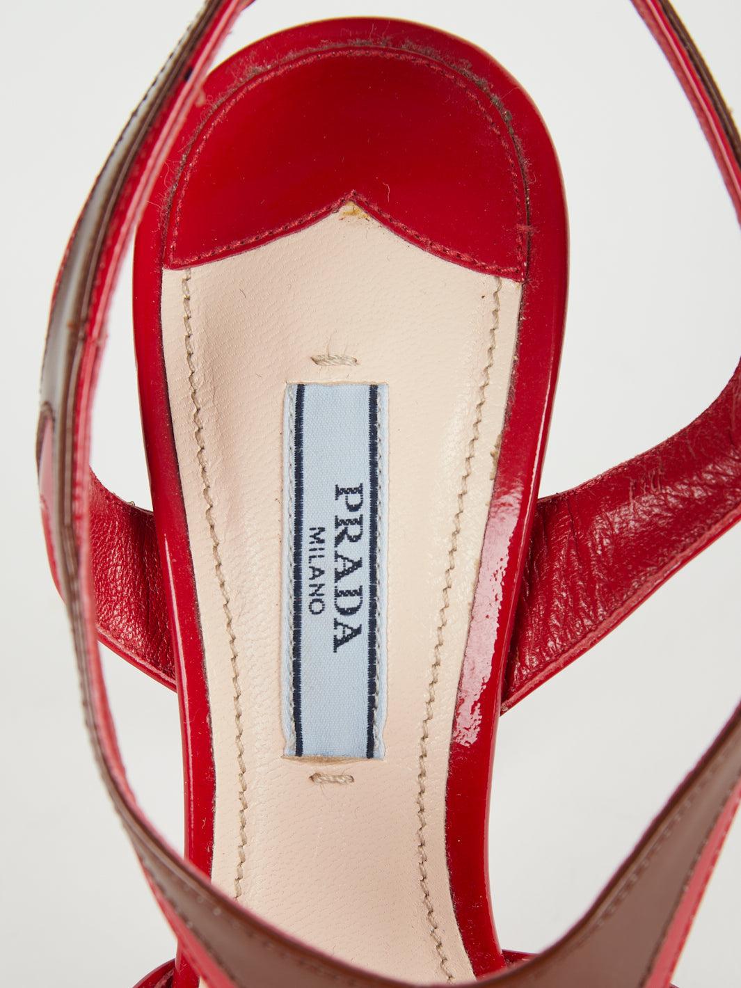 2010 Prada slingback Fiamma sandal in patent leather with heel MR02022.4  Prada 