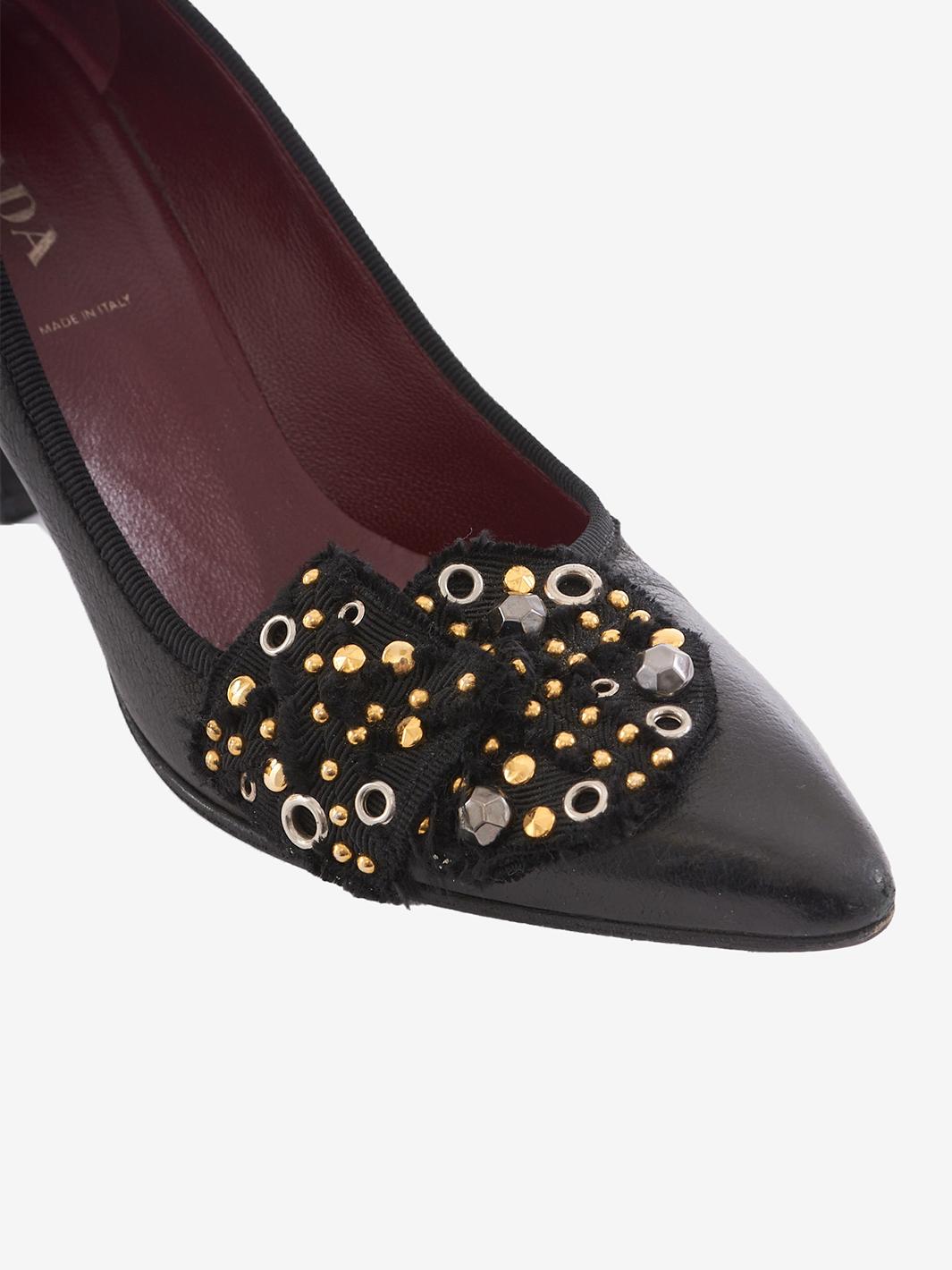 Prada 鞋，黑色皮革鞋跟