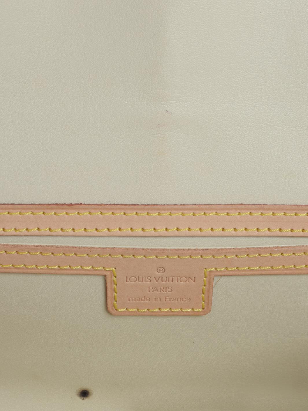 Louis Vuitton Monogram Vernis Pochette Fleur
