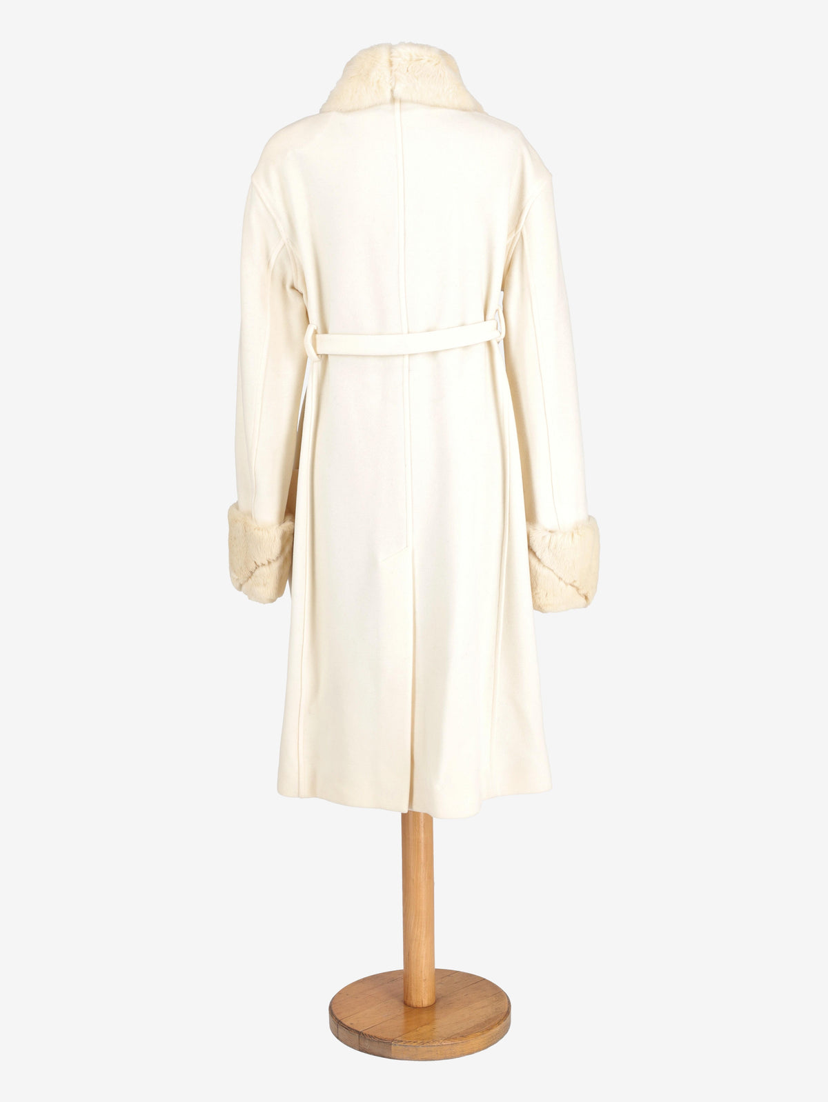 Fendi White Coat With Fur W2511.62  Fendi 