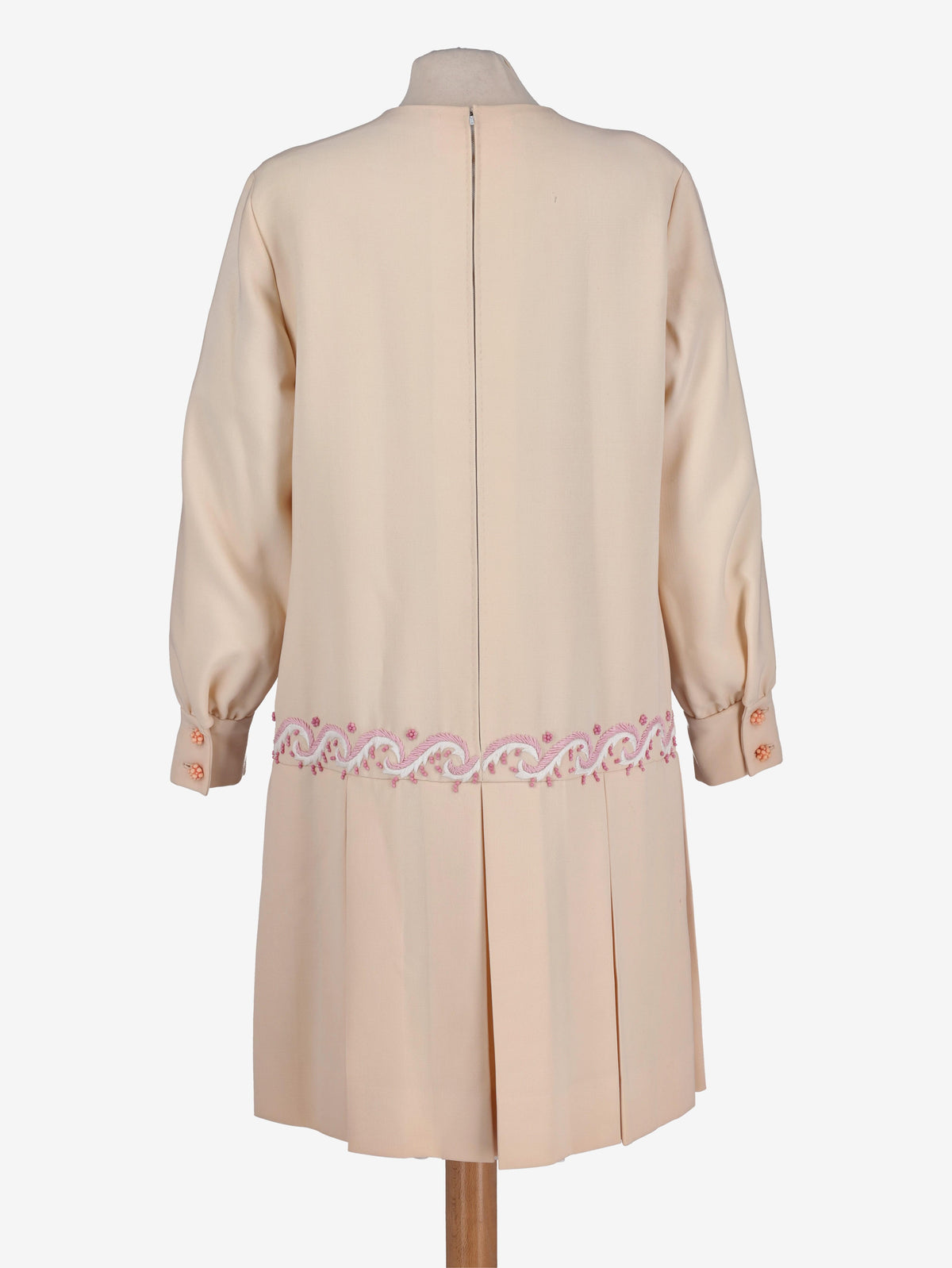 Vintage 1960s/1970s Cream Embroidered Dress Z101223  Vintage 