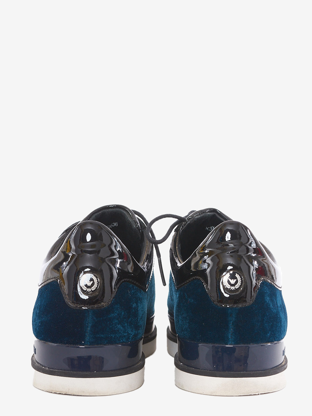 Sneakers Emporio Armani in velluto blu notte