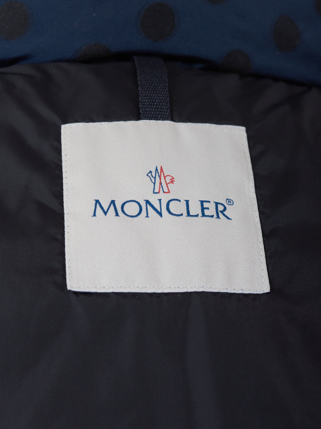 Moncler 波点羽绒夹克