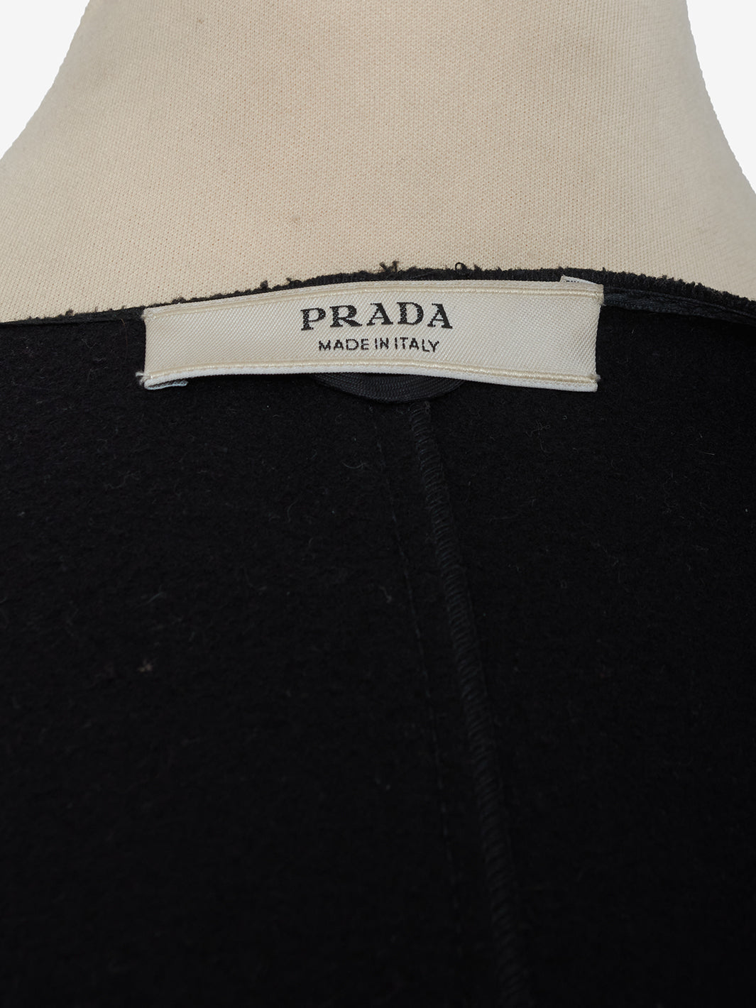 Prada 布夹克