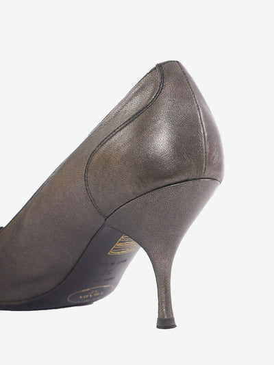 Prada Pumps in anthracite-coloured leather