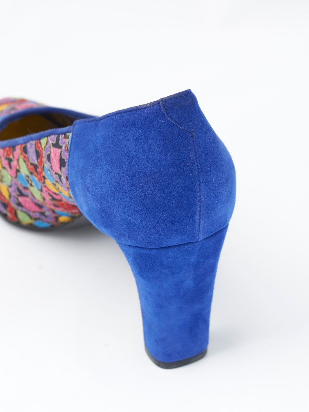 1980s René Caovilla pumps in blue sued and openwork fabric