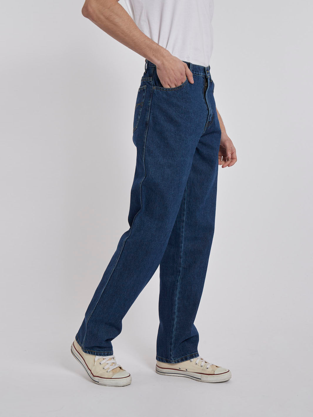 1990s Solid blue Cargo Jeans with 4 pockets and zipper closure