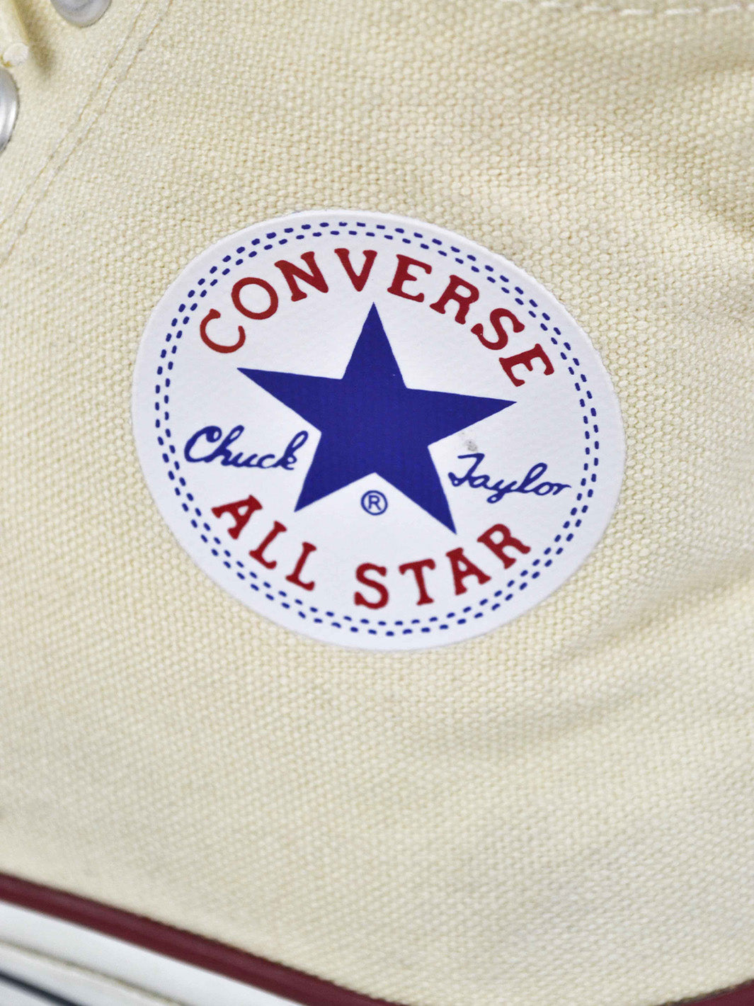 Y2K cream-coloured Converse All Star Chuck Taylor