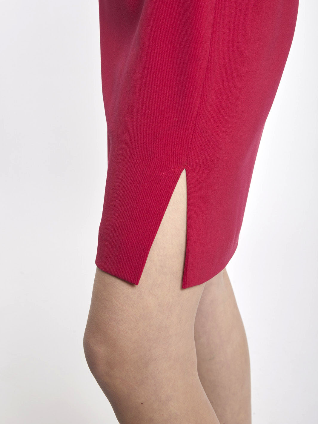 Y2K Emporio Armani knee length fuchsia skirt