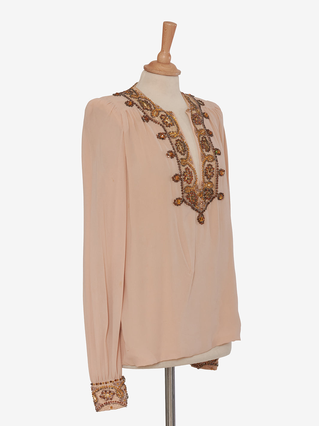 Vintage blouse with appliqués