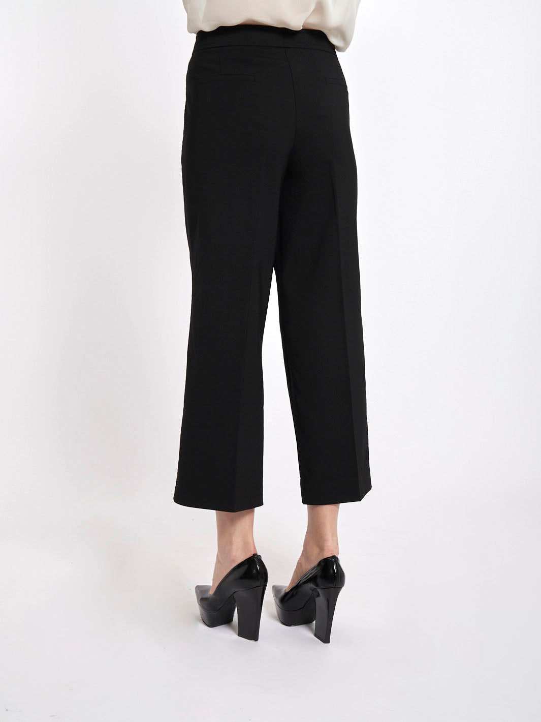 Y2K Prada black cropped woollen pants with buttons on the front