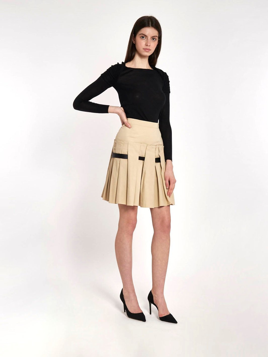 Y2K Red Valentino short pleated skirt in beige
