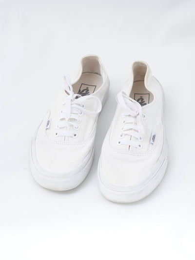 2010 Vans white canvas sneakers