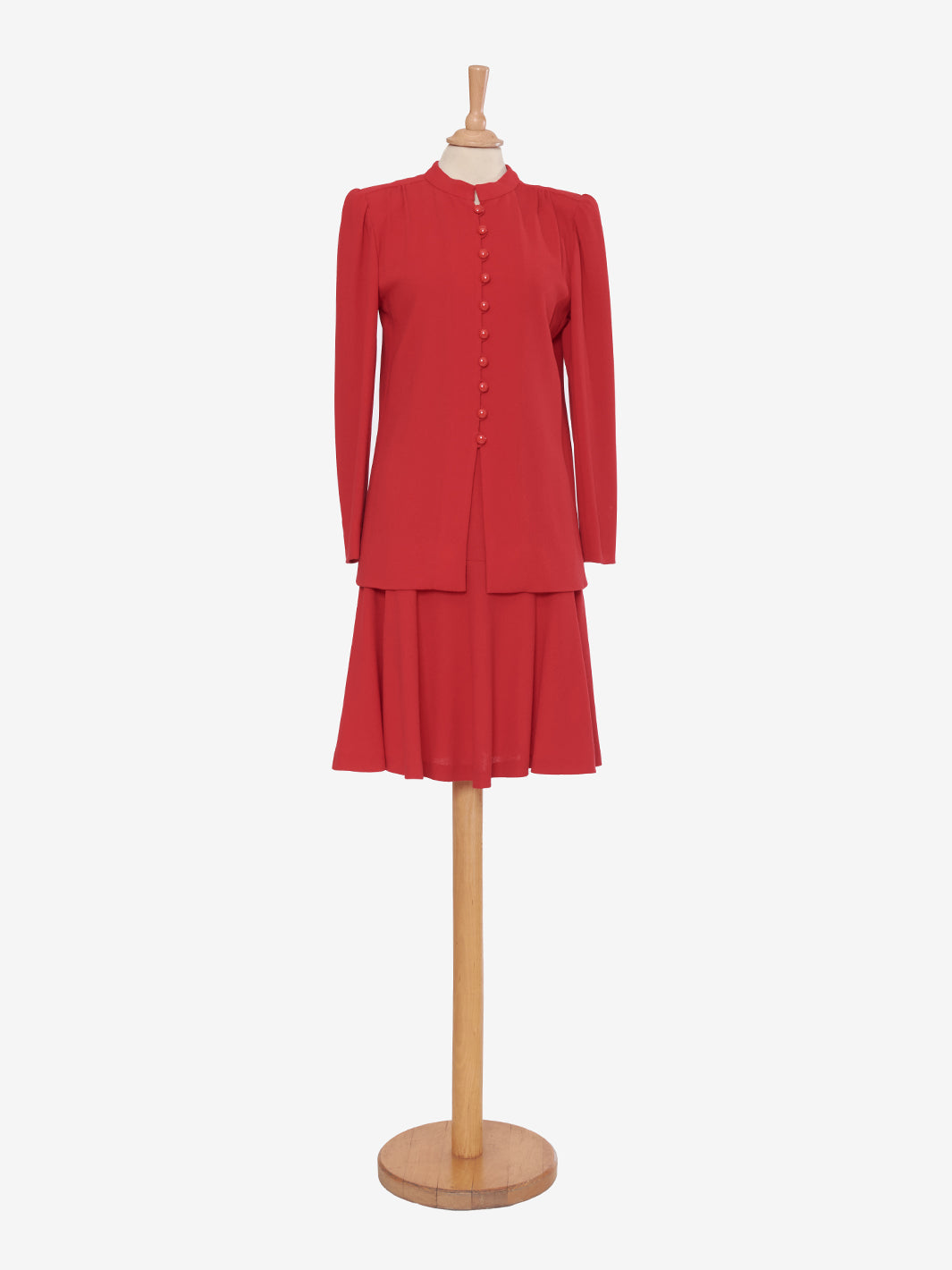 Red wool crepe suit